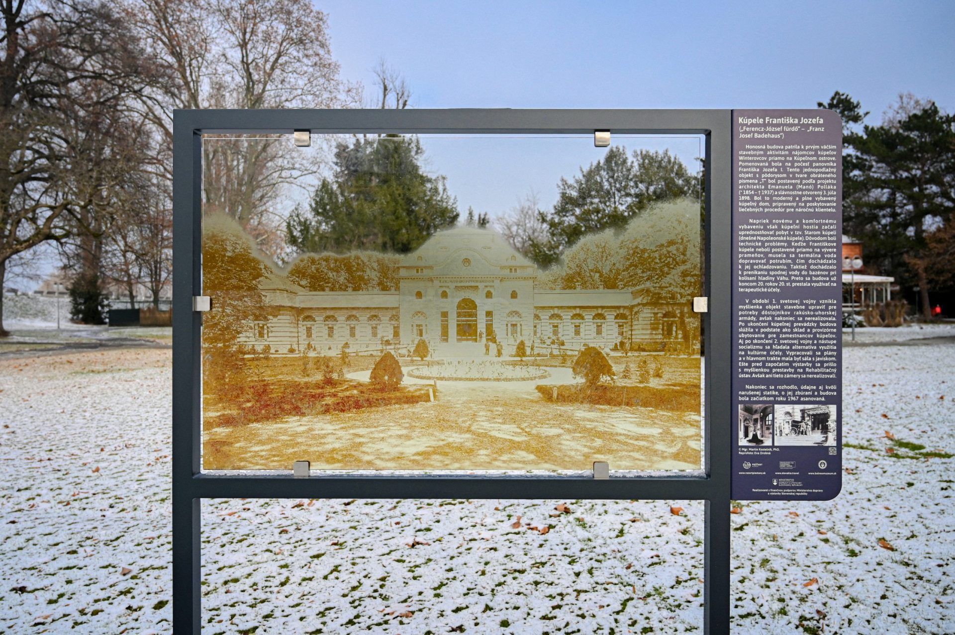 Informačný panel - 